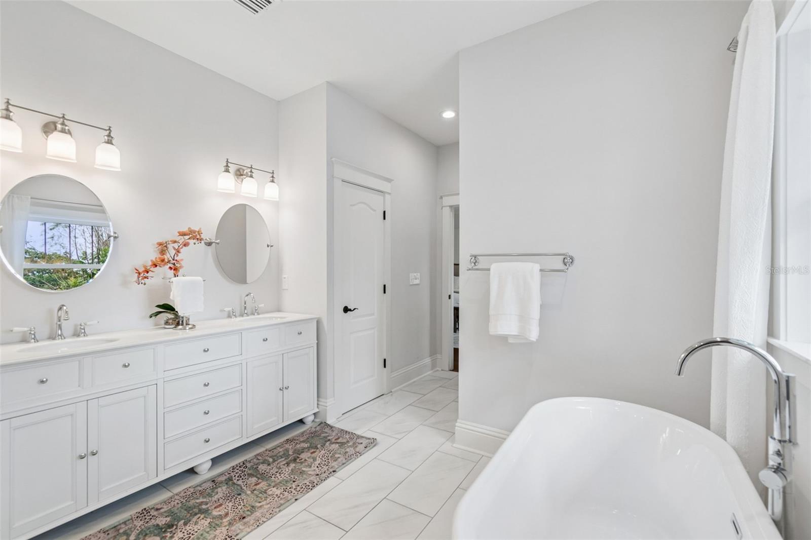 BUFFALO HEIGHTS - Residential
