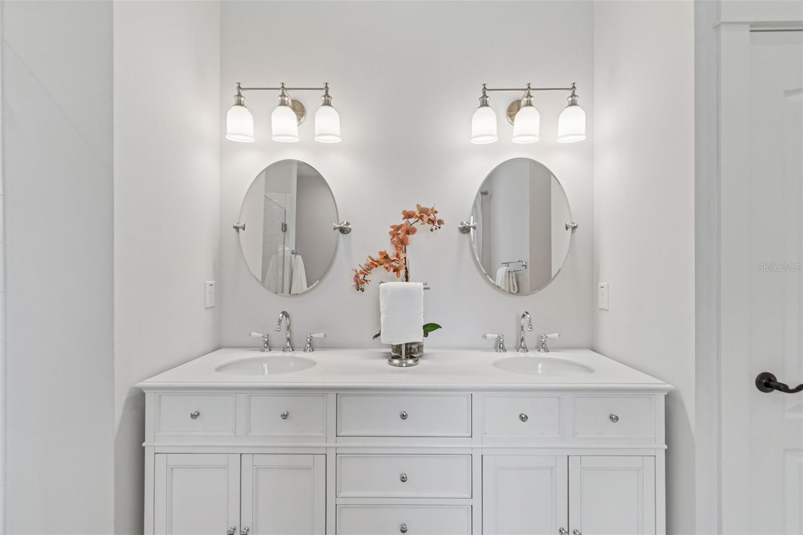 BUFFALO HEIGHTS - Residential