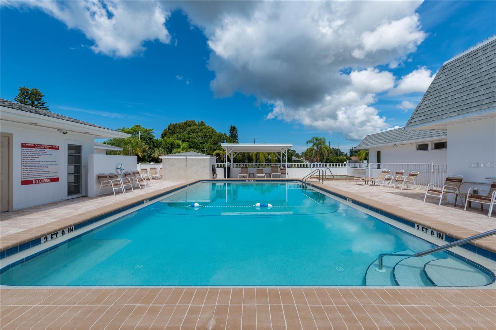 CIRCLE WOODS OF VENICE 1 - Residential