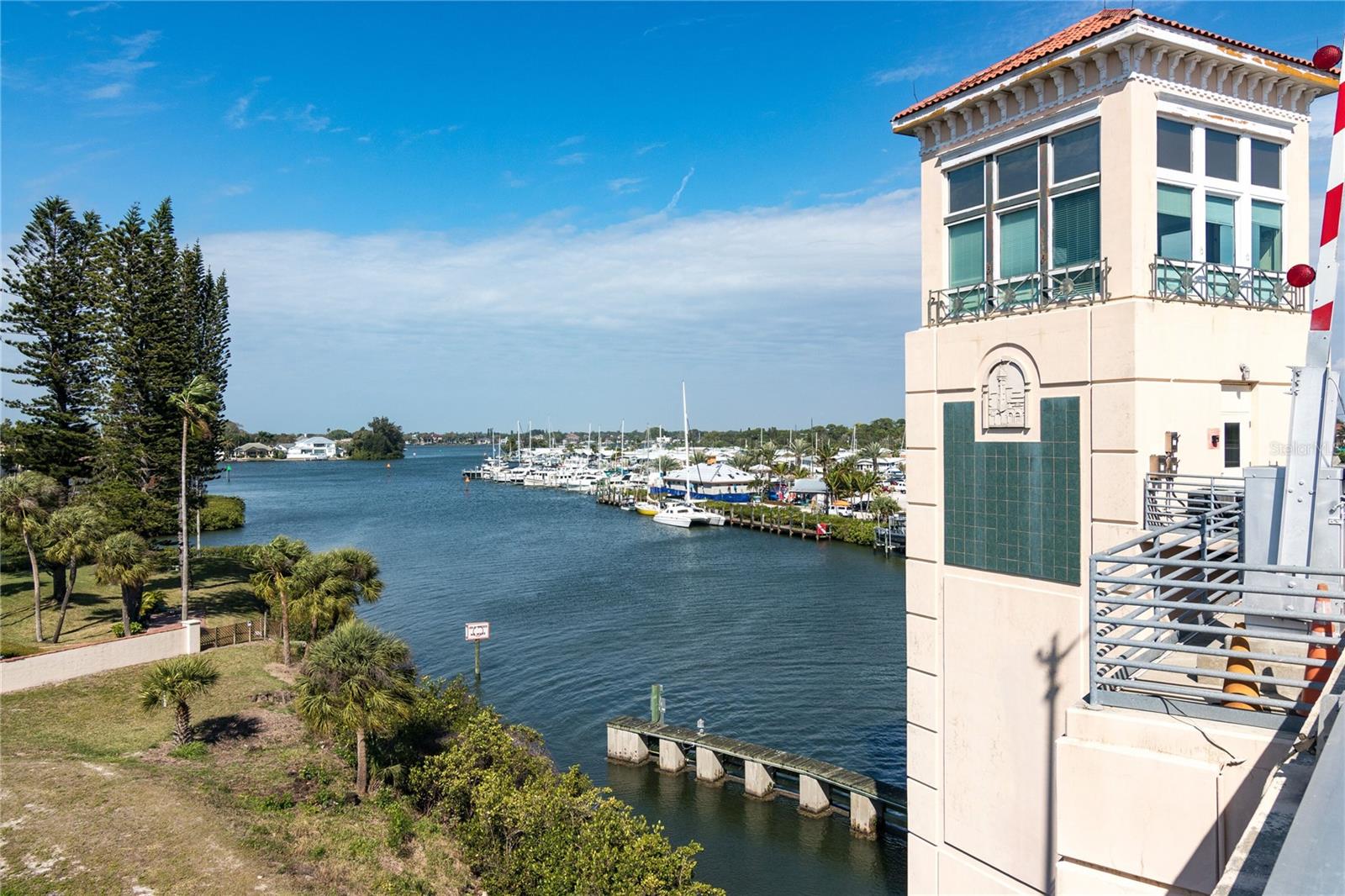 CIRCLE WOODS OF VENICE 1 - Residential