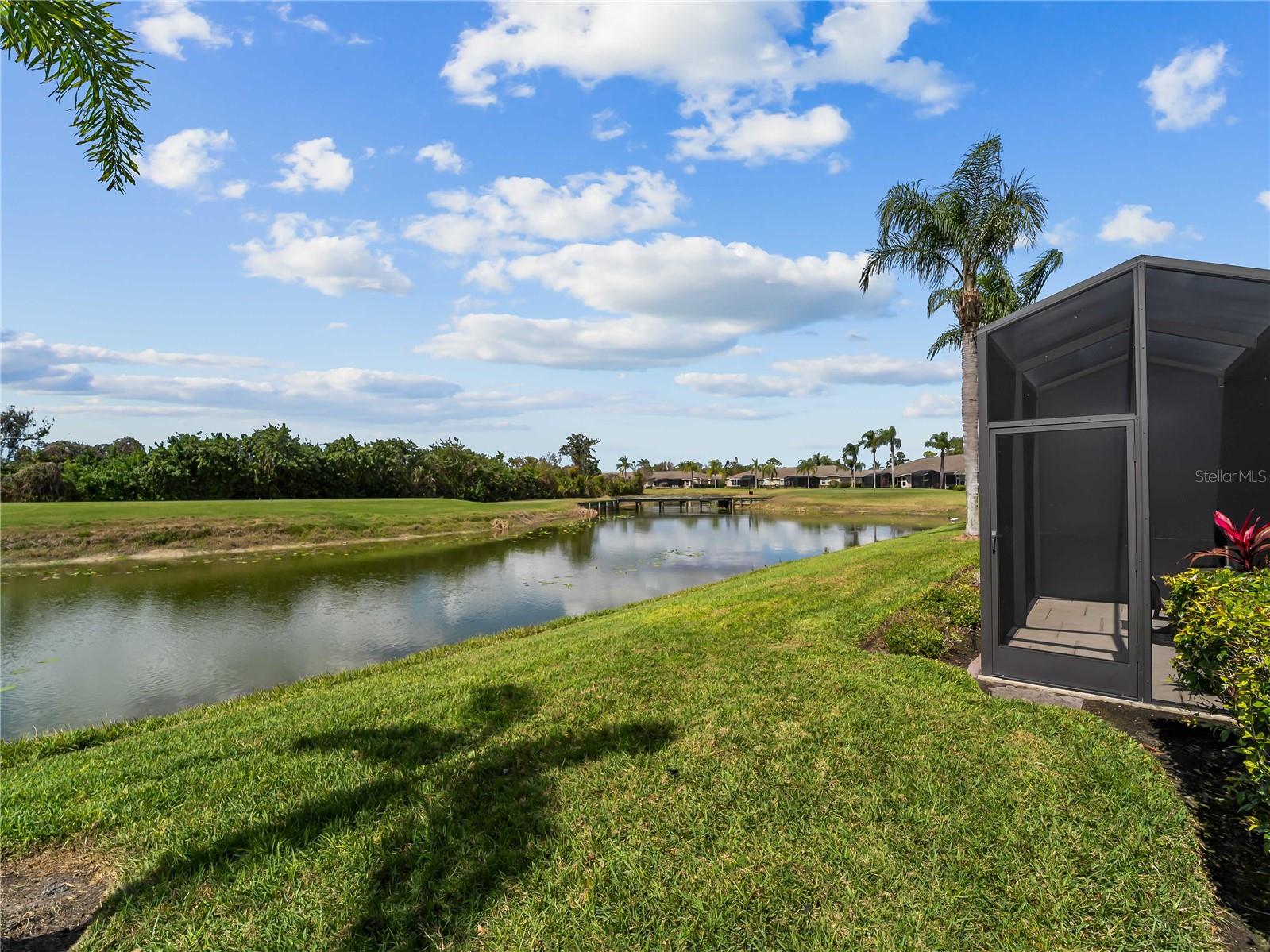 HERITAGE OAKS GOLF & COUNTRY CLUB - Residential