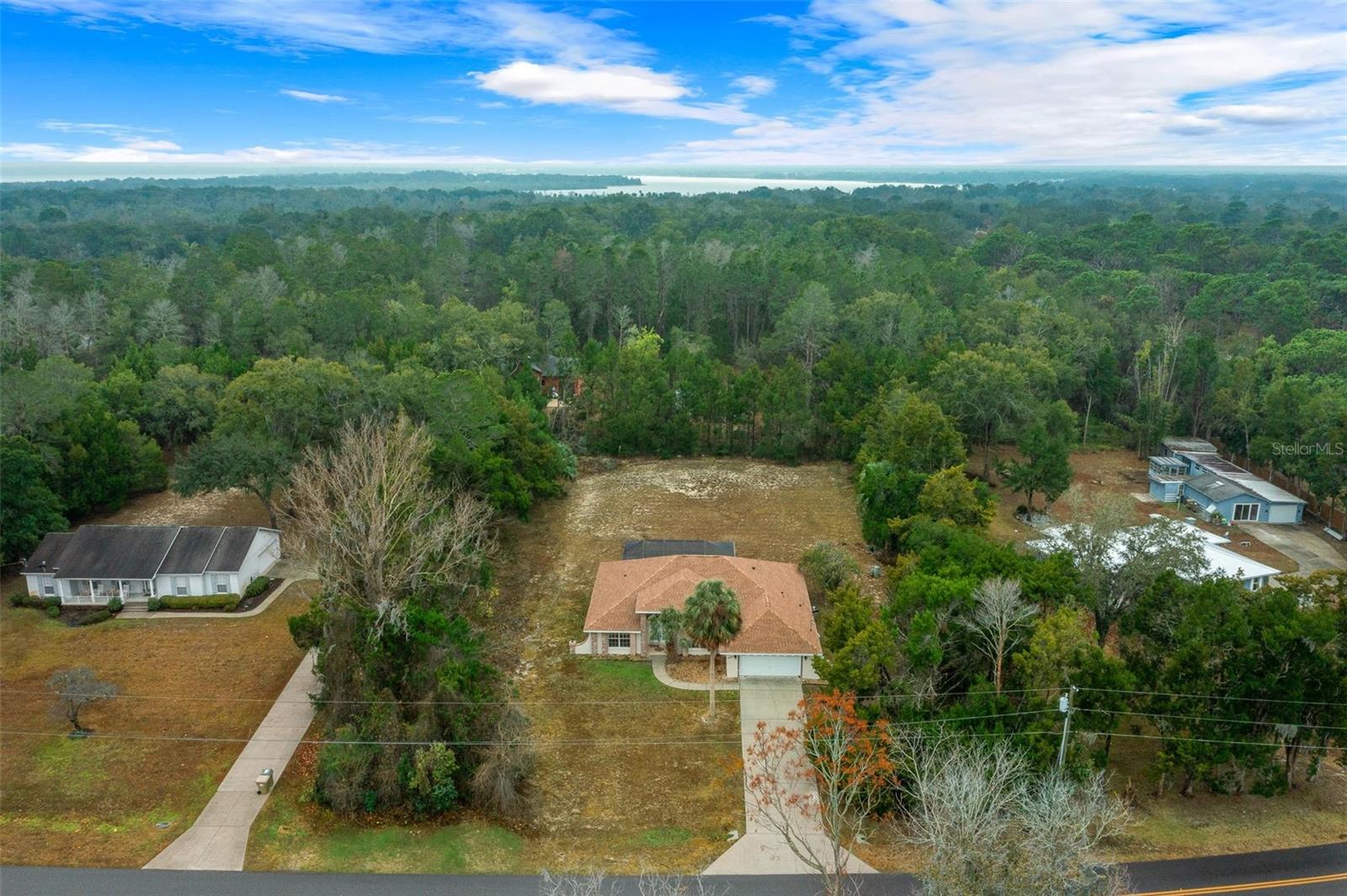 FRUITLAND PARK - Residential