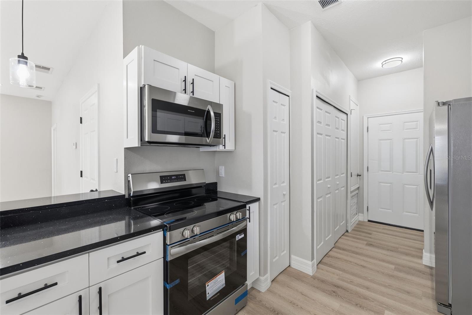 OAKS AT RIVERVIEW - Residential