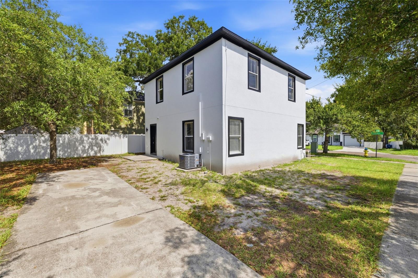 OAKS AT RIVERVIEW - Residential
