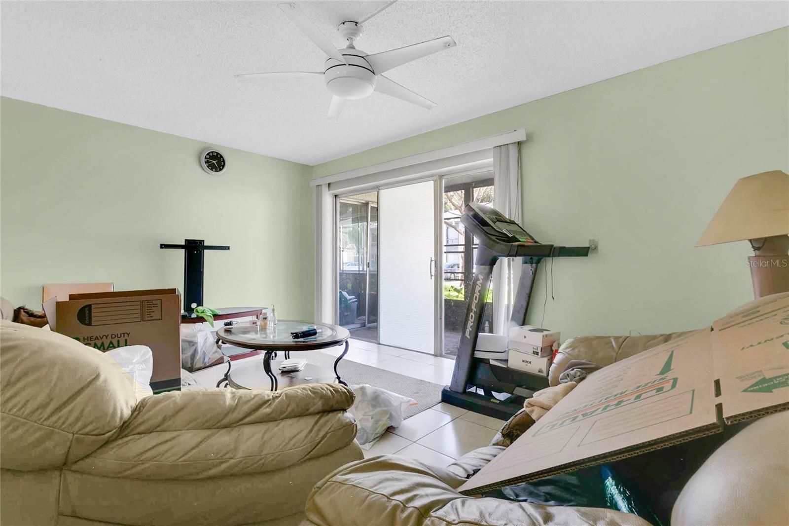 LEMON TREE CONDO SEC 04 CANYON - Residential