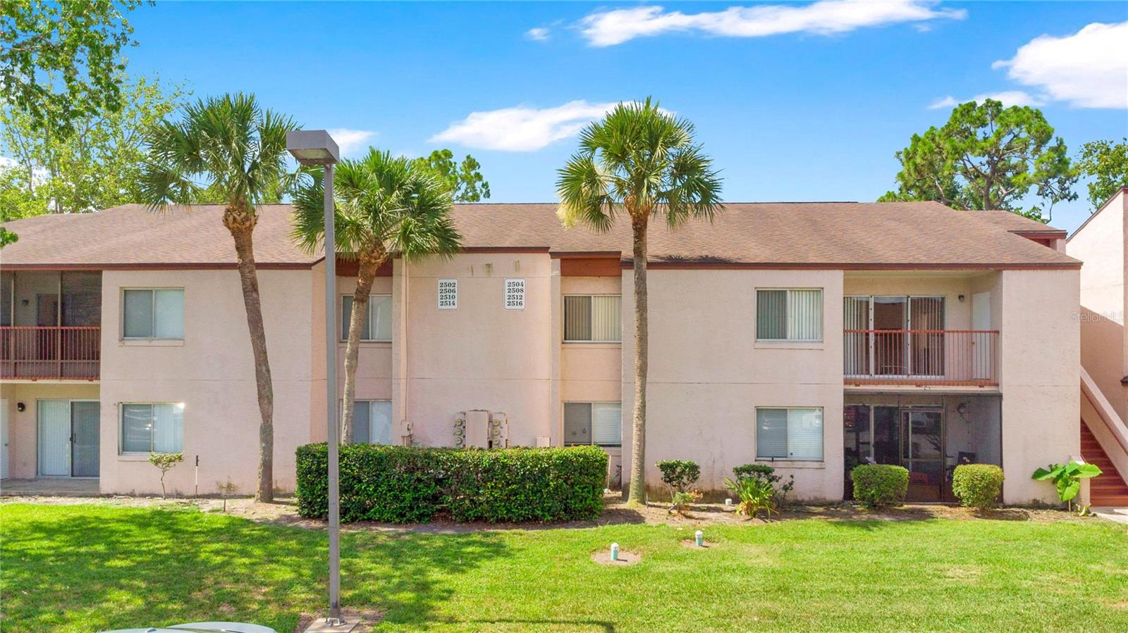 LEMON TREE CONDO SEC 04 CANYON - Residential