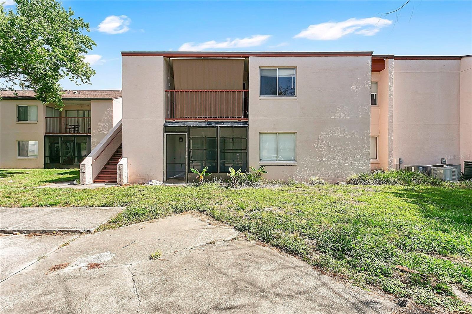LEMON TREE CONDO SEC 04 CANYON - Residential