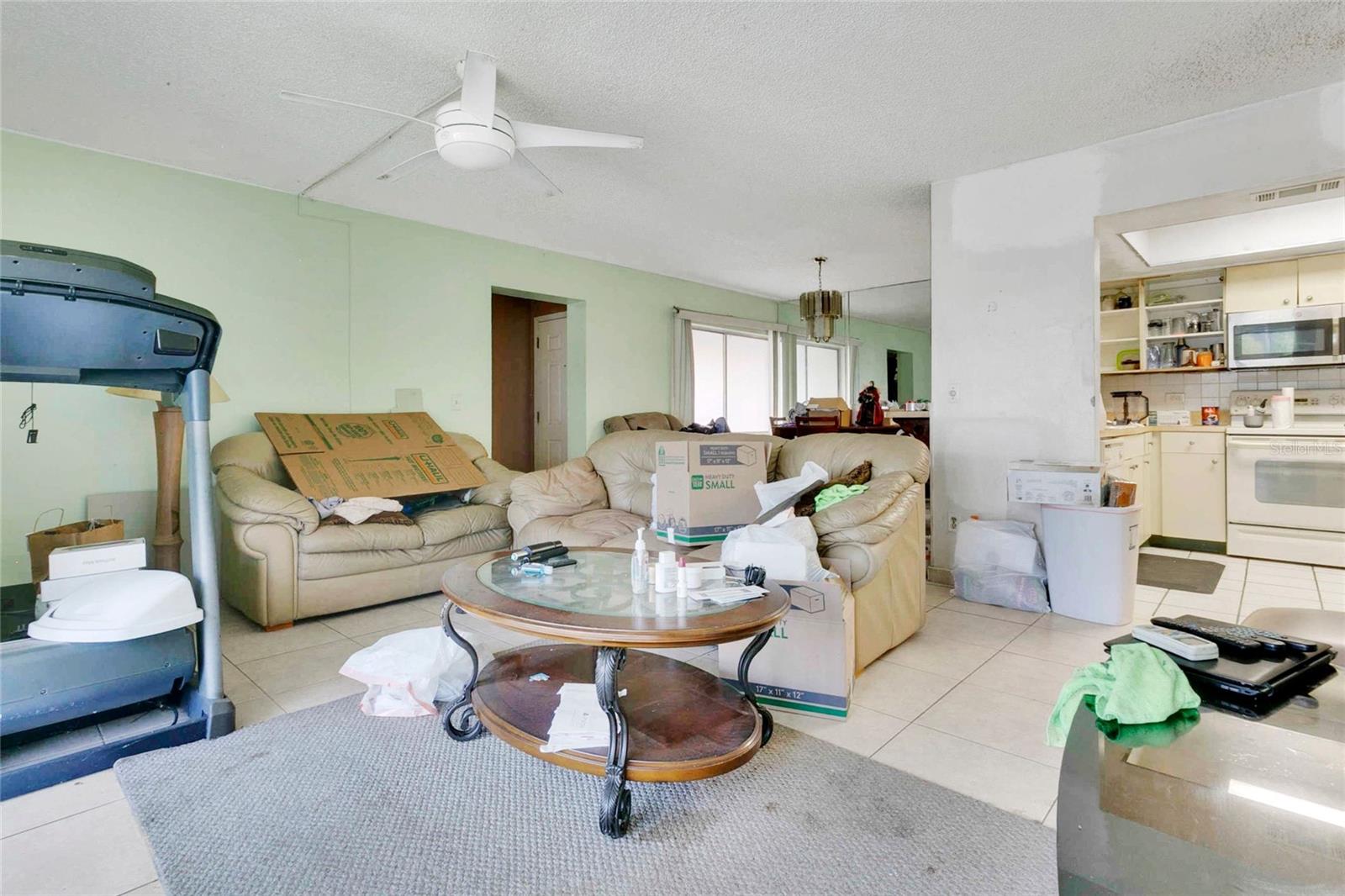 LEMON TREE CONDO SEC 04 CANYON - Residential