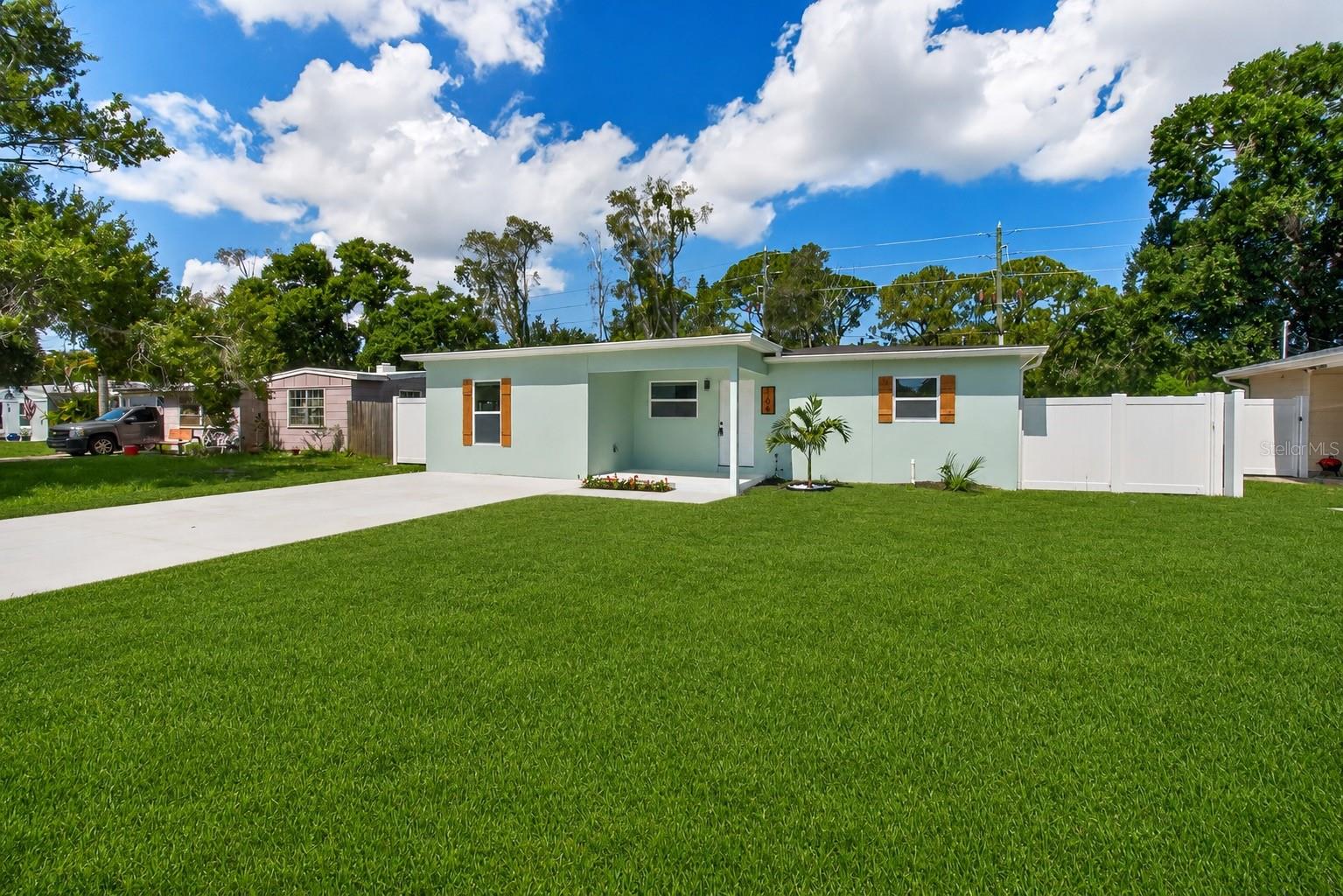 VILLAGE GREEN SUB - Residential