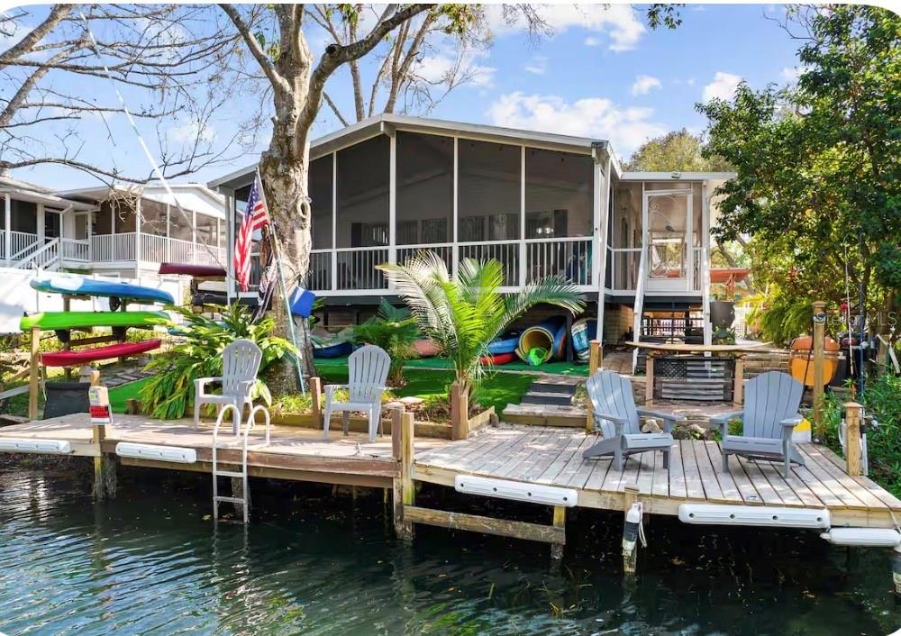 WEEKI WACHEE RIVER RETREATS - Residential