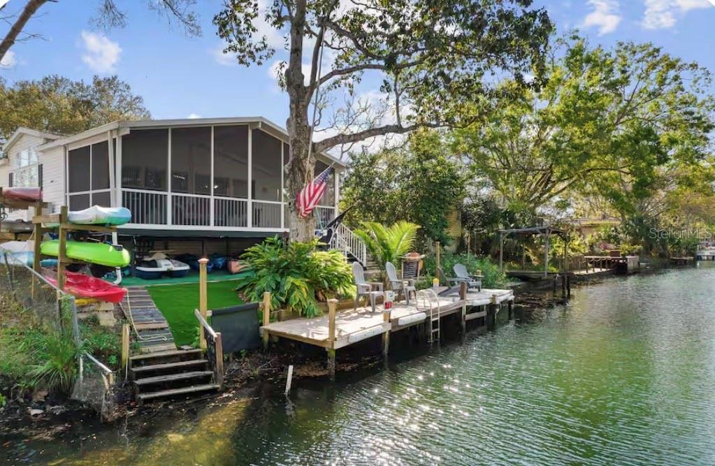 WEEKI WACHEE RIVER RETREATS - Residential