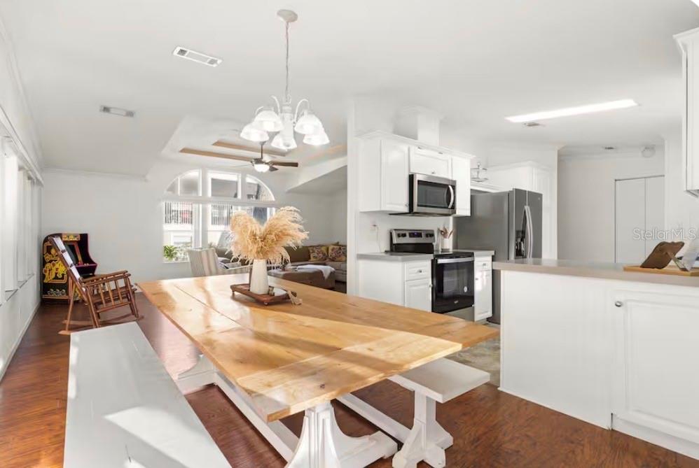 WEEKI WACHEE RIVER RETREATS - Residential