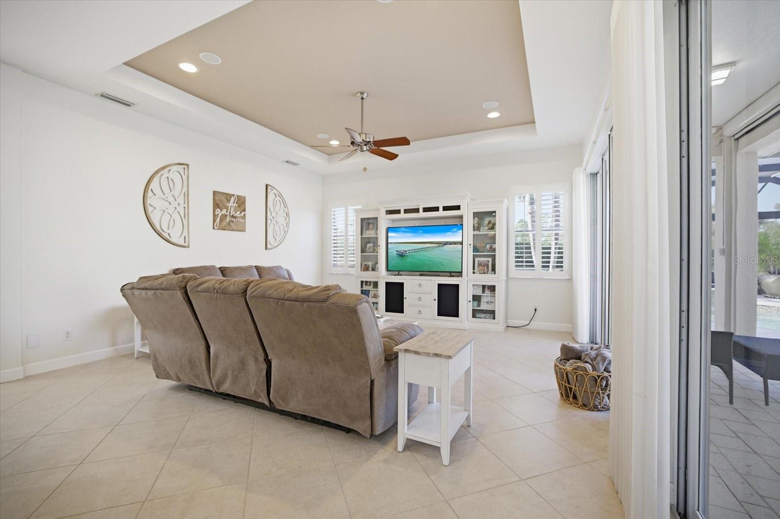 VENETIAN GOLF & RIVER CLUB - Residential