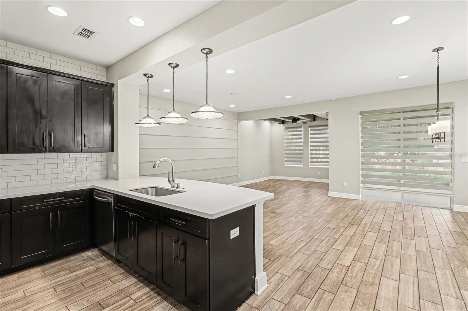 MAGNOLIA POINTE PH 1 - Residential