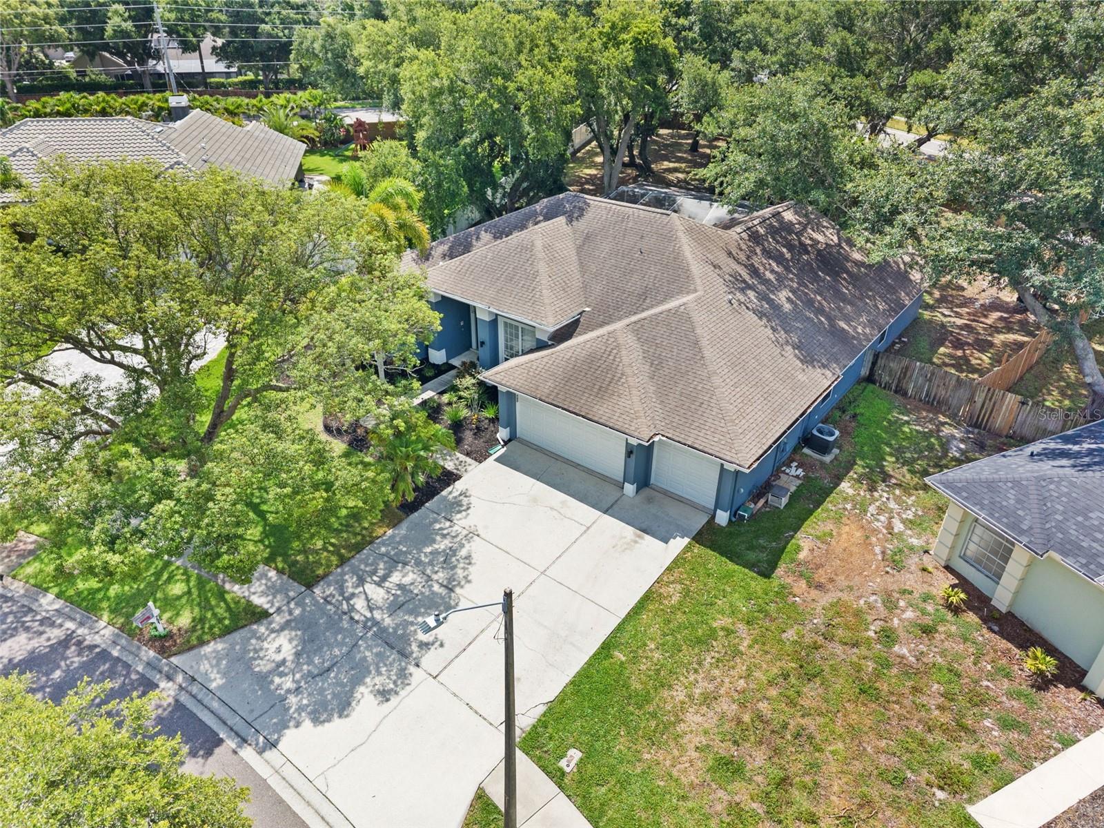 PIPERS MEADOW - Residential