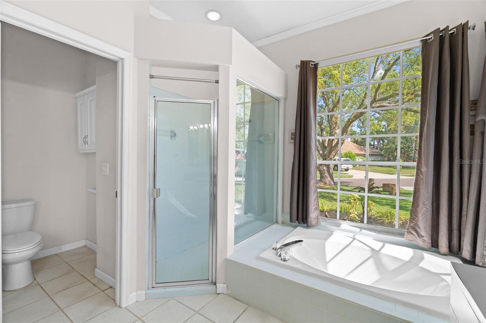 PIPERS MEADOW - Residential