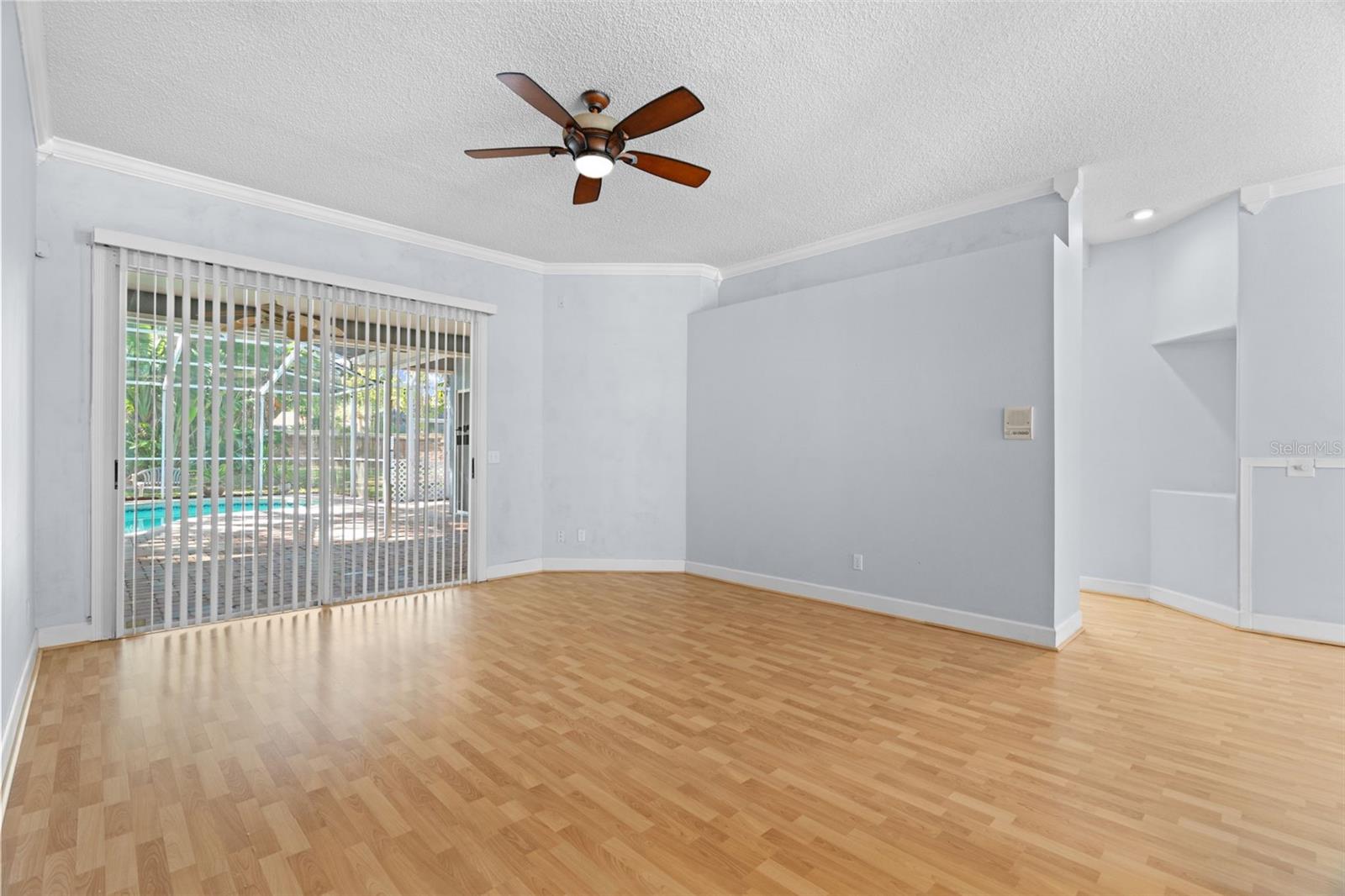 PIPERS MEADOW - Residential