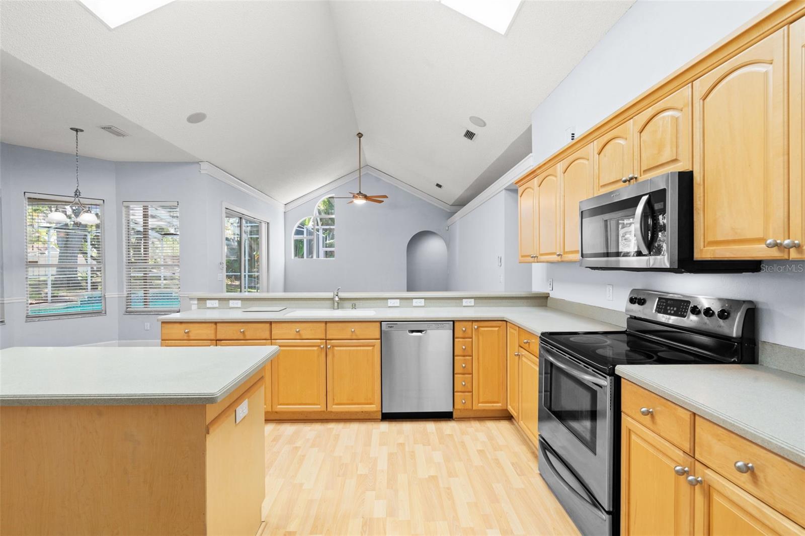 PIPERS MEADOW - Residential
