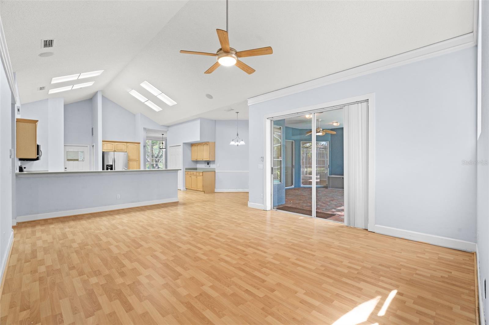 PIPERS MEADOW - Residential