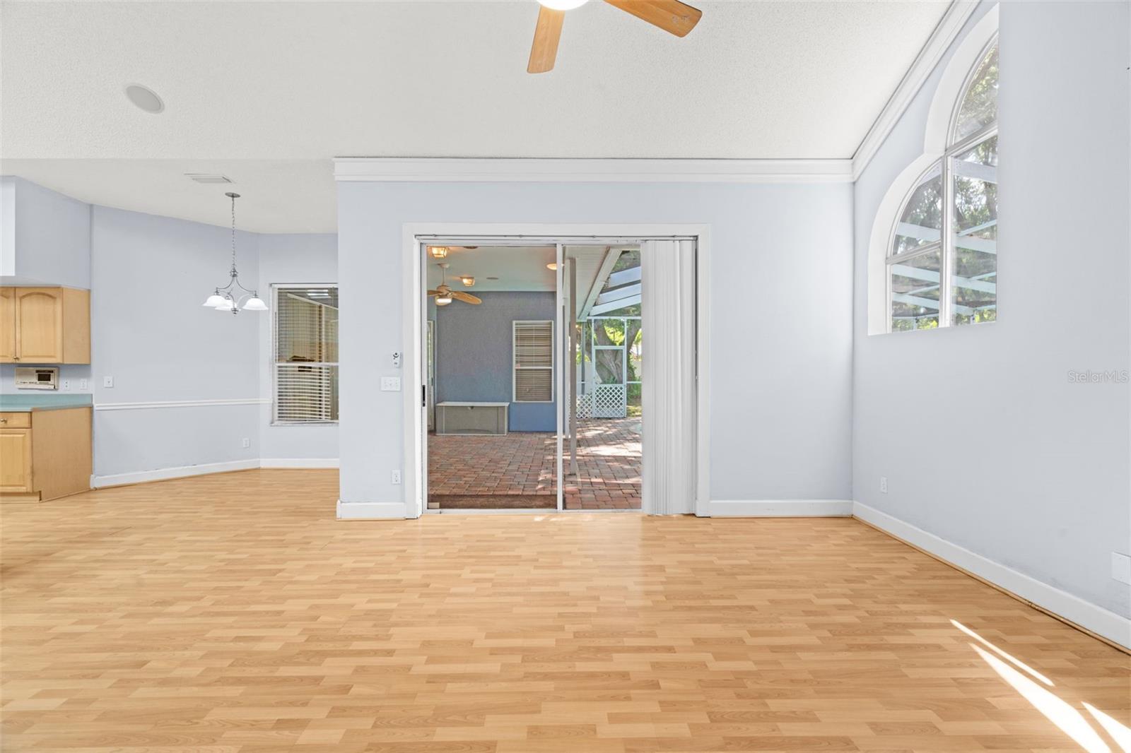 PIPERS MEADOW - Residential