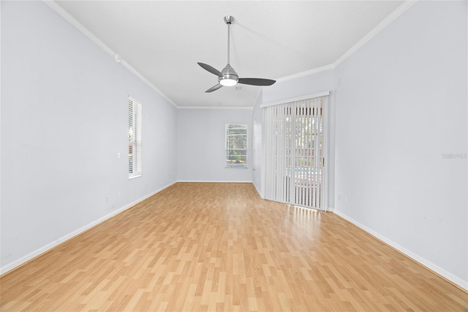 PIPERS MEADOW - Residential