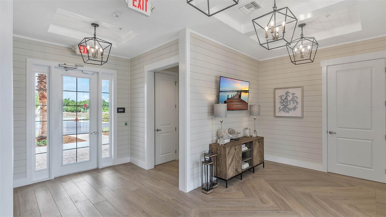 GRAND RESERVE AND GOLF CLUB - Residential