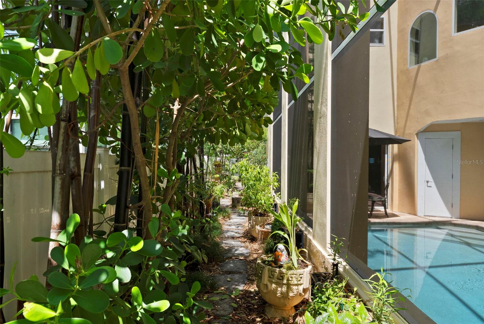 HIGHLAND TERRACE - Residential