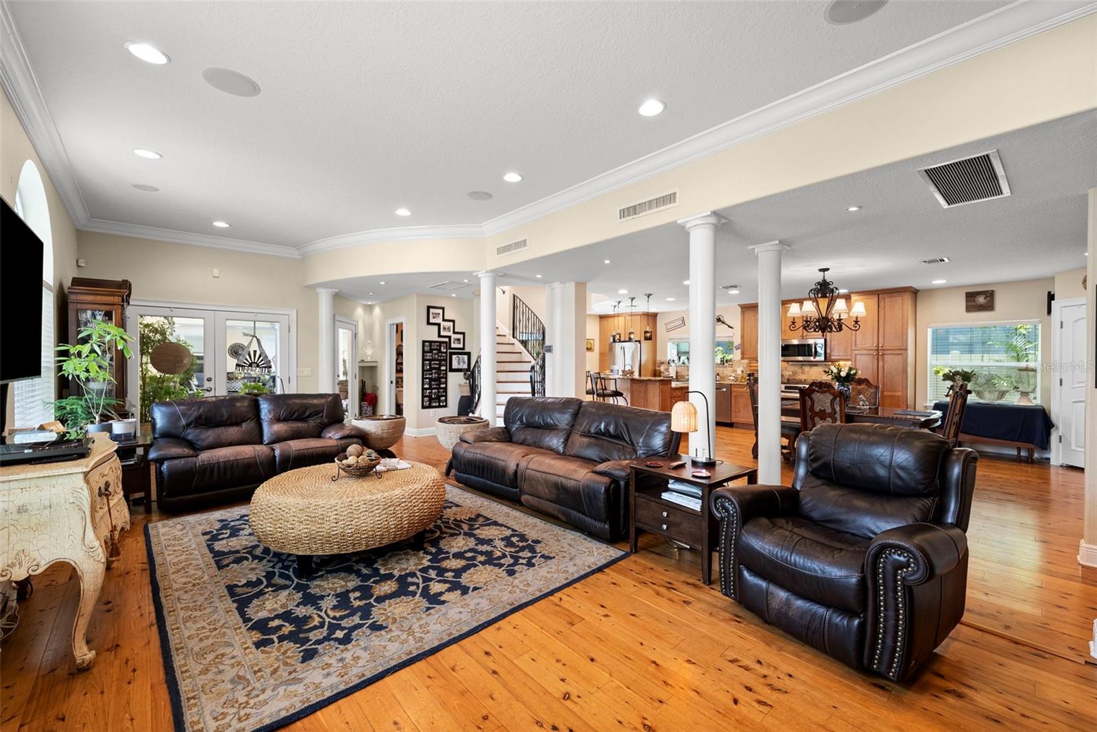 HIGHLAND TERRACE - Residential