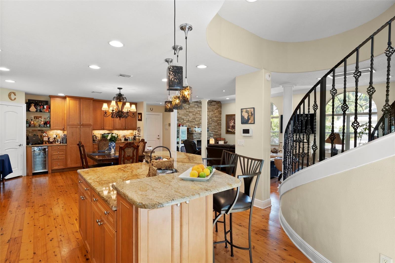 HIGHLAND TERRACE - Residential