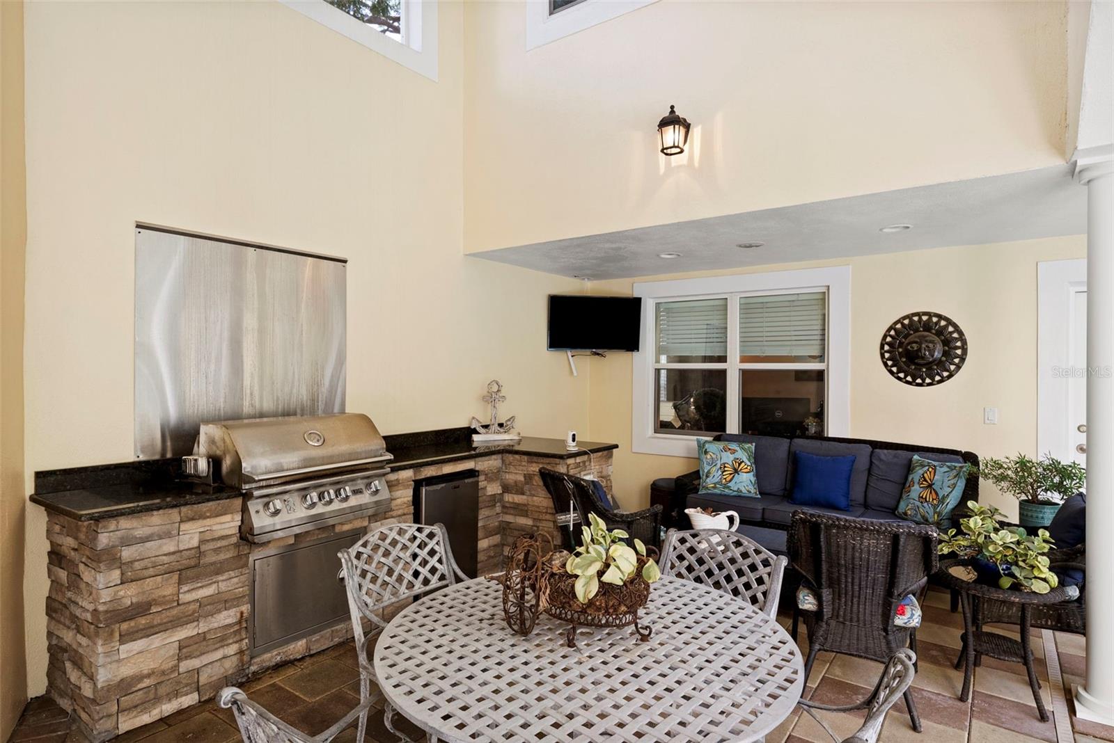 HIGHLAND TERRACE - Residential
