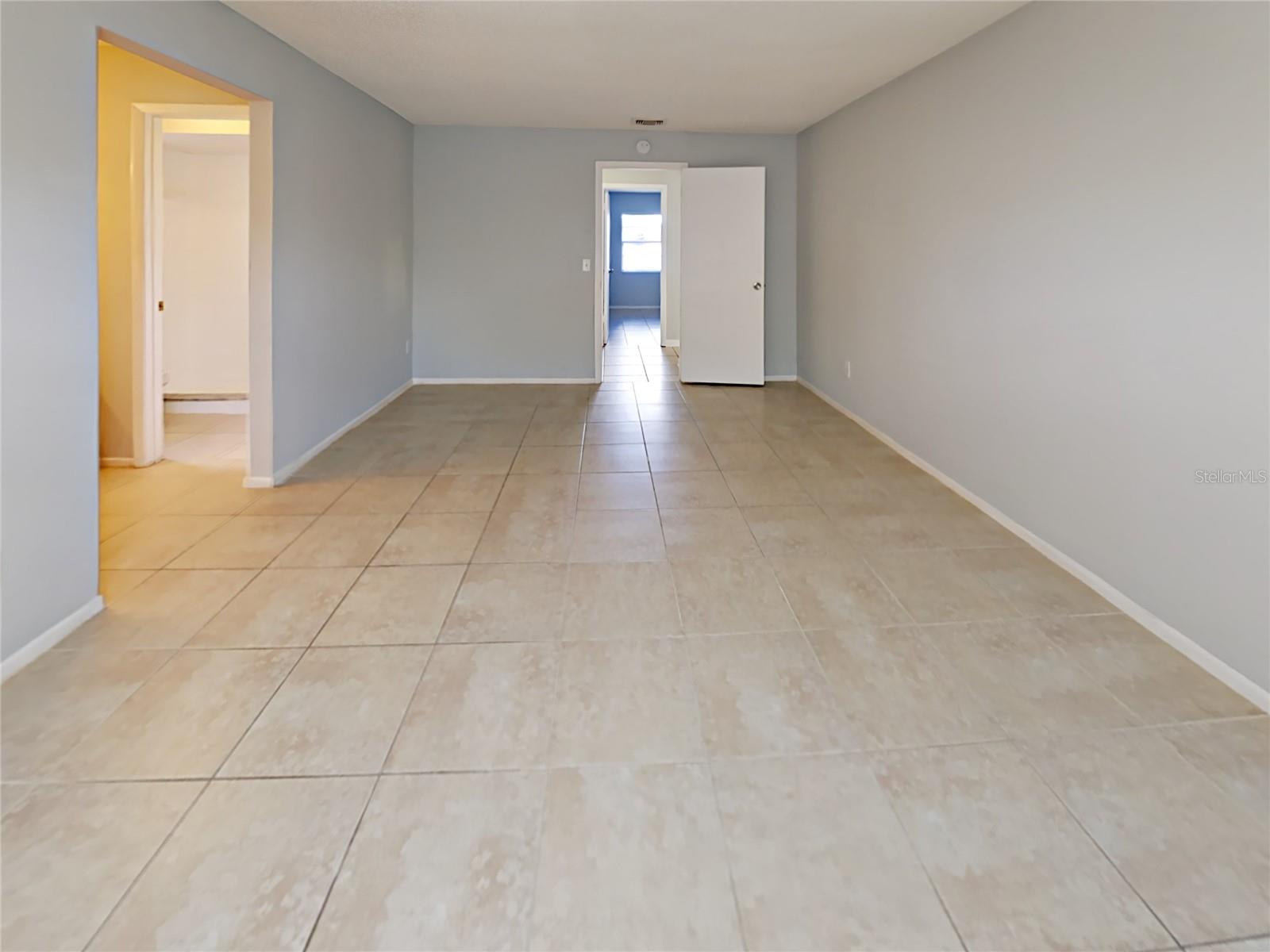 MEADOW WOODS VILLAGE 05 - Residential Lease