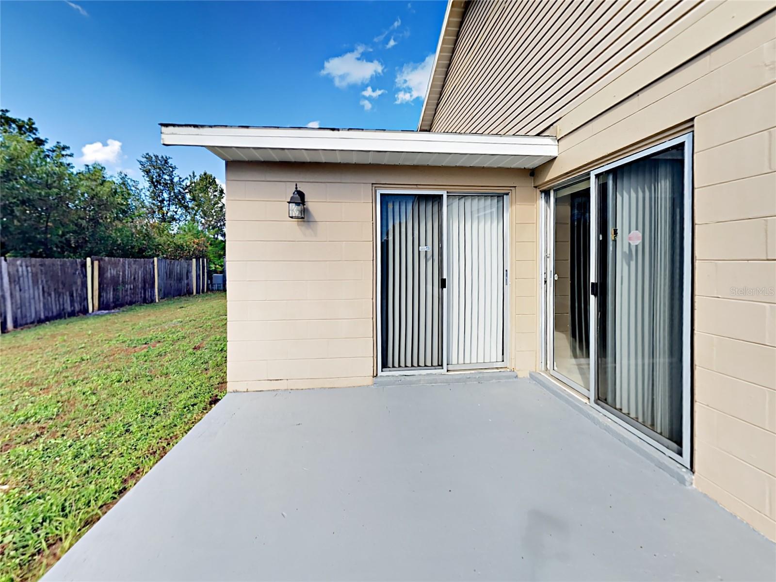 MEADOW WOODS VILLAGE 05 - Residential Lease