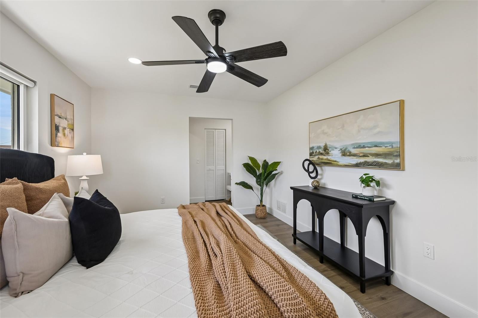 GULF GATE - Residential