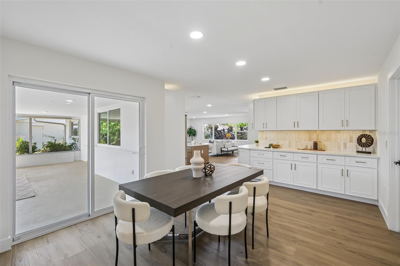 GULF GATE - Residential