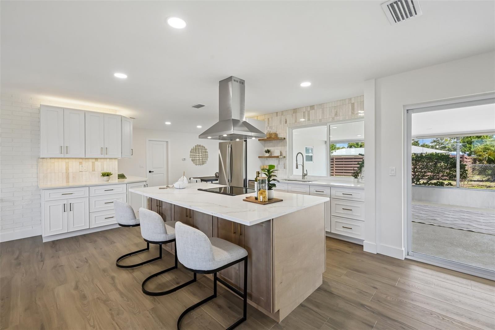 GULF GATE - Residential