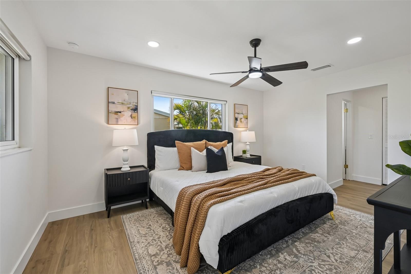 GULF GATE - Residential