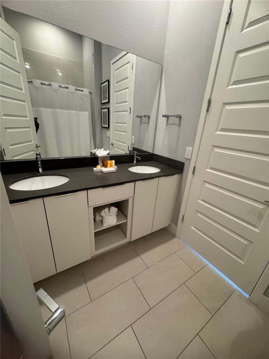 SPECTRUM AT REUNION CONDO PH 1A THRU 1D - Residential