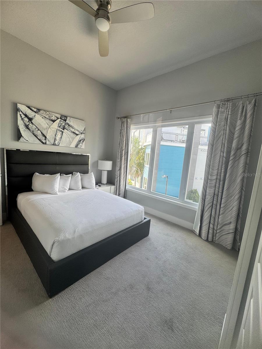 SPECTRUM AT REUNION CONDO PH 1A THRU 1D - Residential