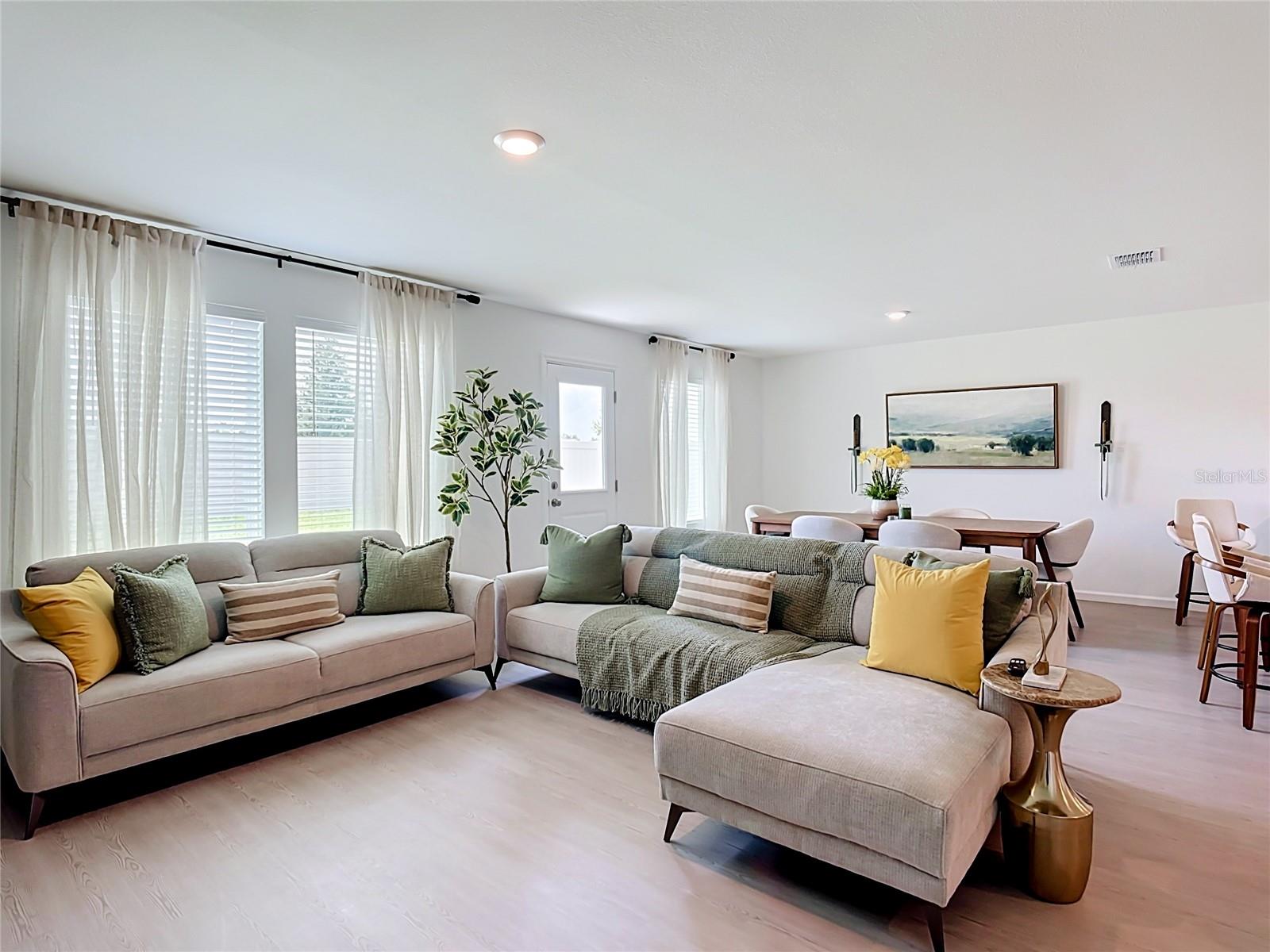 CROSSWINDS EAST PH 1 - Residential Lease