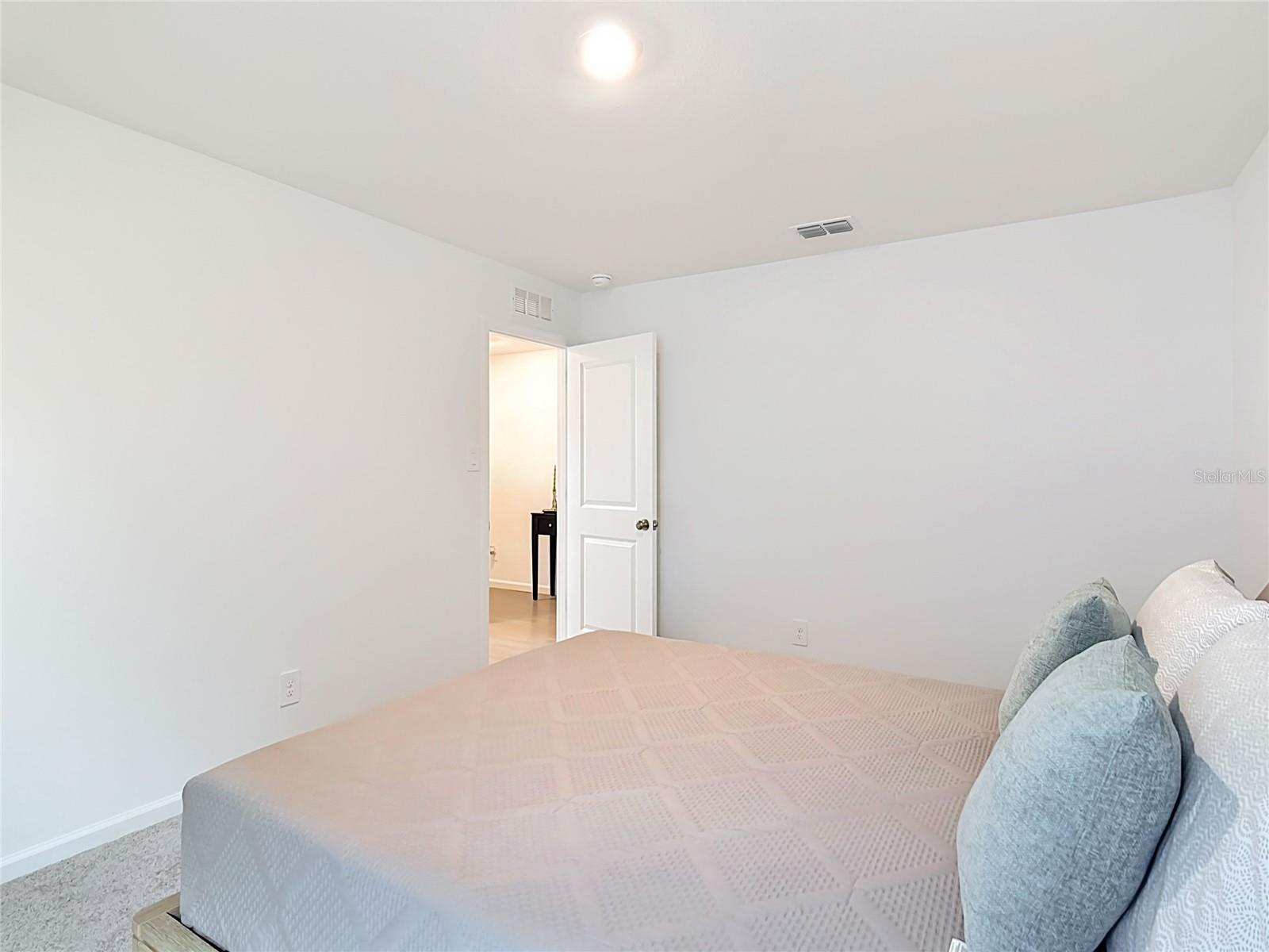 CROSSWINDS EAST PH 1 - Residential Lease