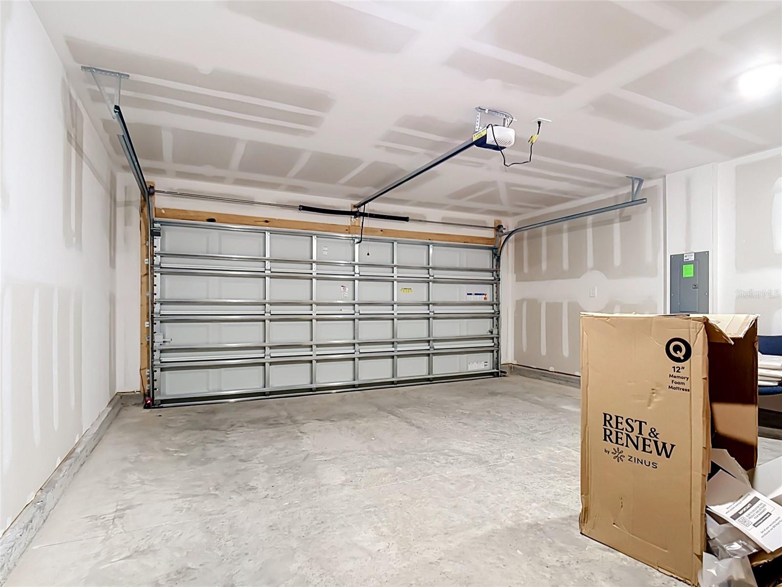 CROSSWINDS EAST PH 1 - Residential Lease