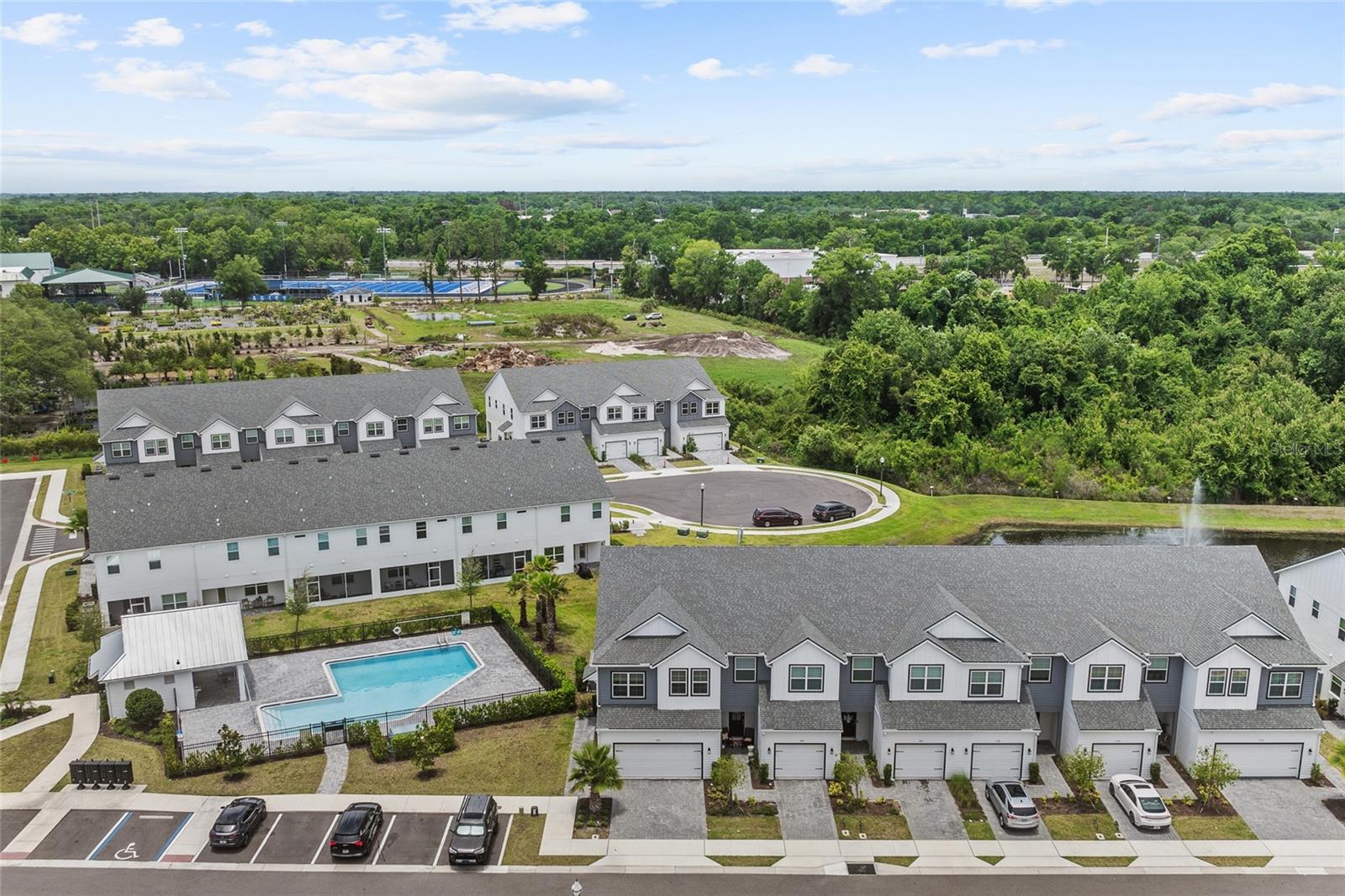 BRENTWOOD LANDING - Residential