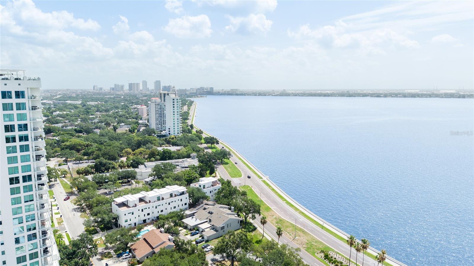 BAYSHORE SEVEN TWNHMS - Residential
