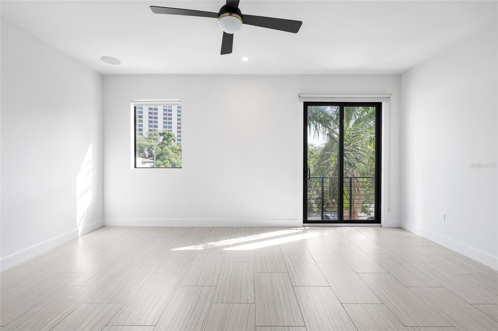 BAYSHORE SEVEN TWNHMS - Residential