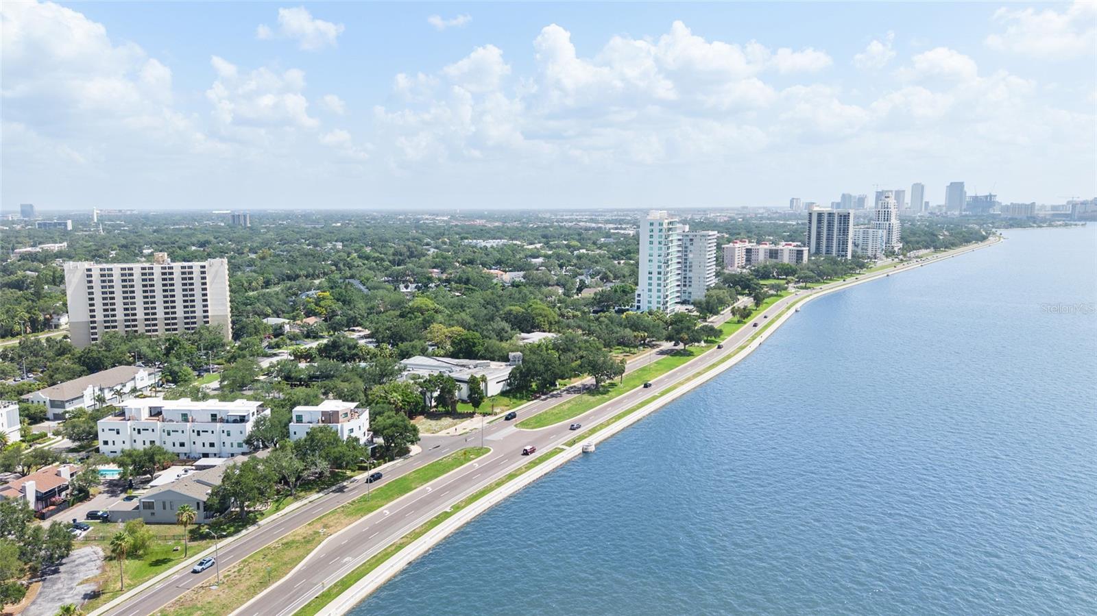 BAYSHORE SEVEN TWNHMS - Residential