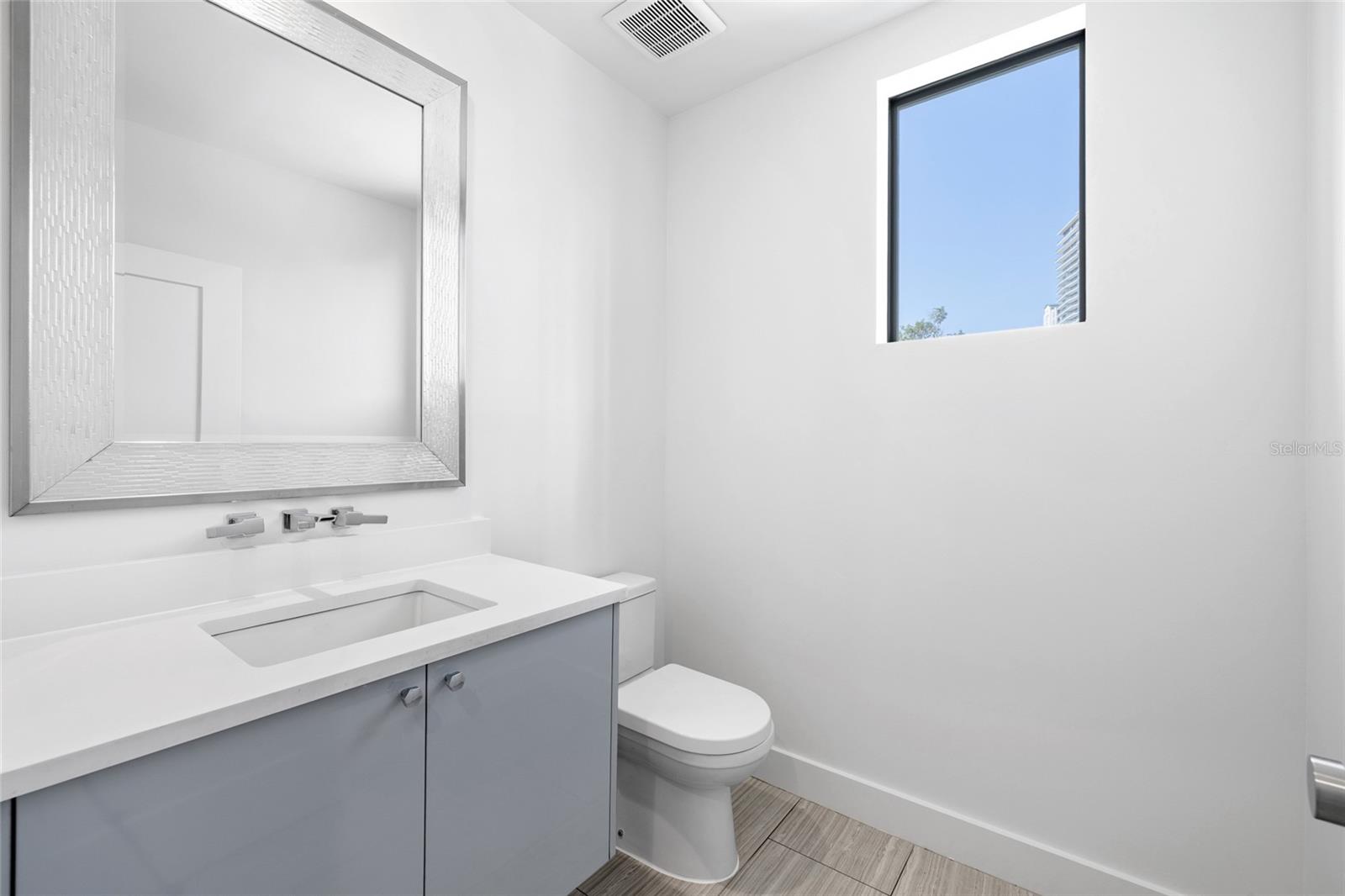 BAYSHORE SEVEN TWNHMS - Residential