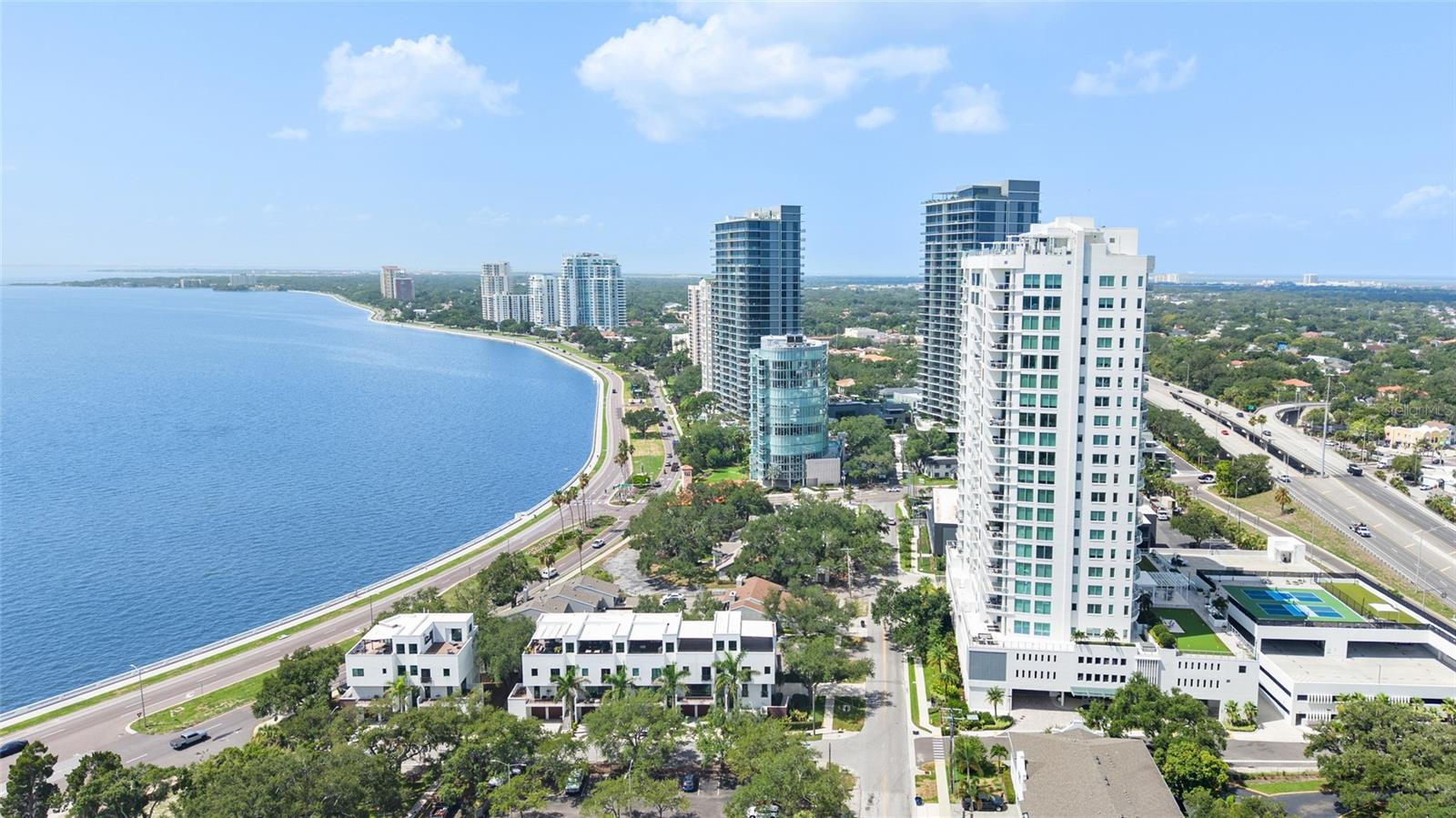 BAYSHORE SEVEN TWNHMS - Residential
