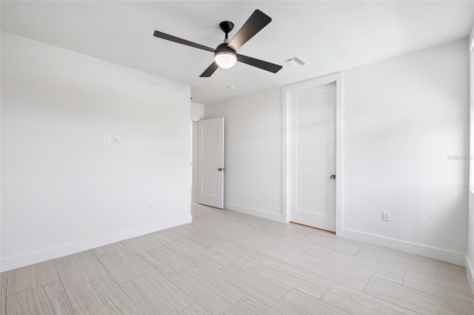 BAYSHORE SEVEN TWNHMS - Residential