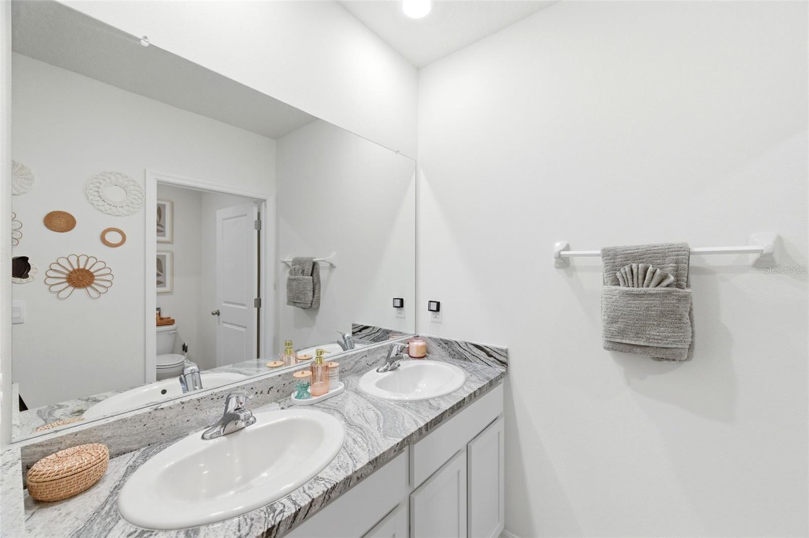 EPPERSON RANCH NORTH POD F PH - Residential