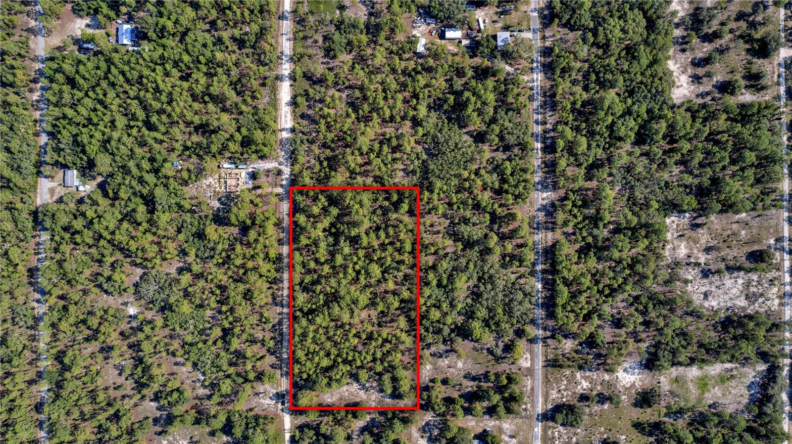 RAINBOW LAKES ESTATE - Land